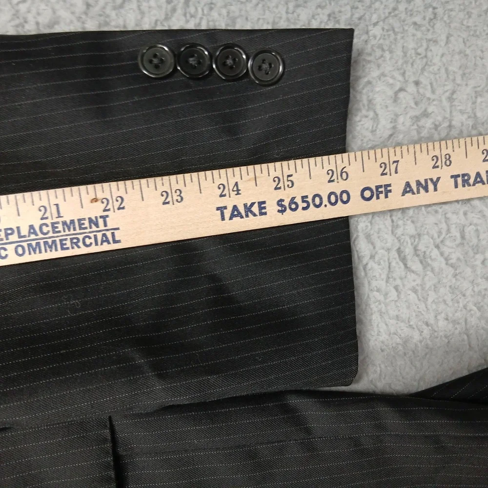 Jos. A. Bank Signature Gold Gordon Men's 44L Charcoal Pinstripe 2-Button‎ Blazer